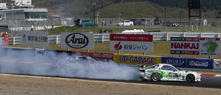 D1GP Autopolis - Suenaga FD3S vs Takahashi JZX100